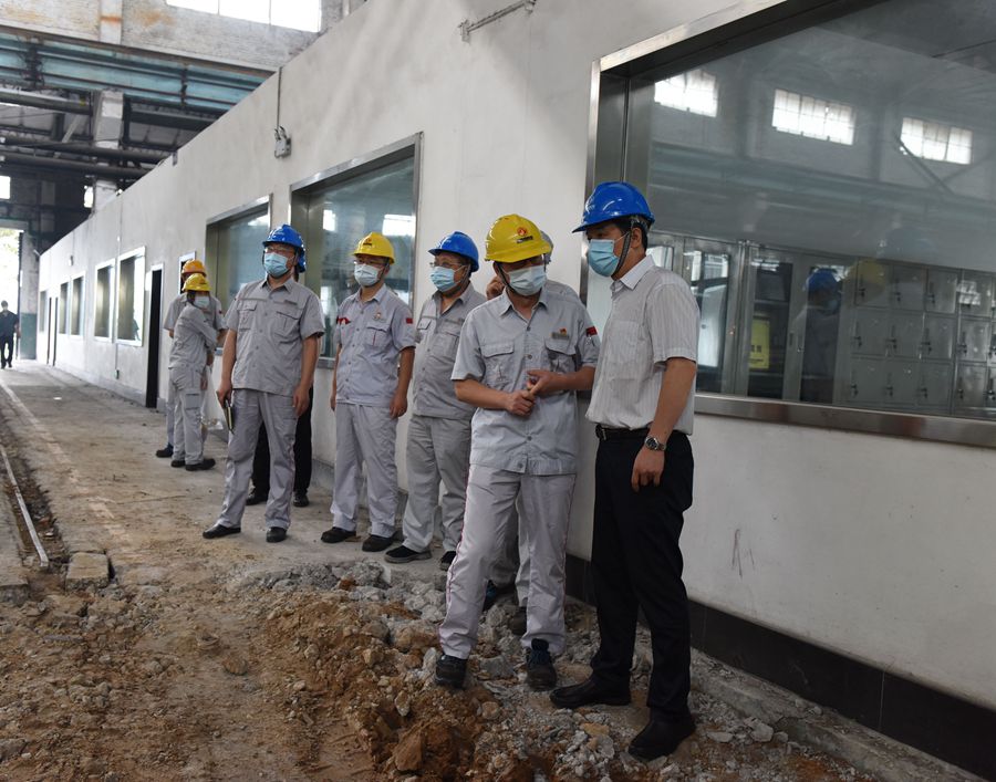 U401机加工阵地改造施工现场_副本.jpg